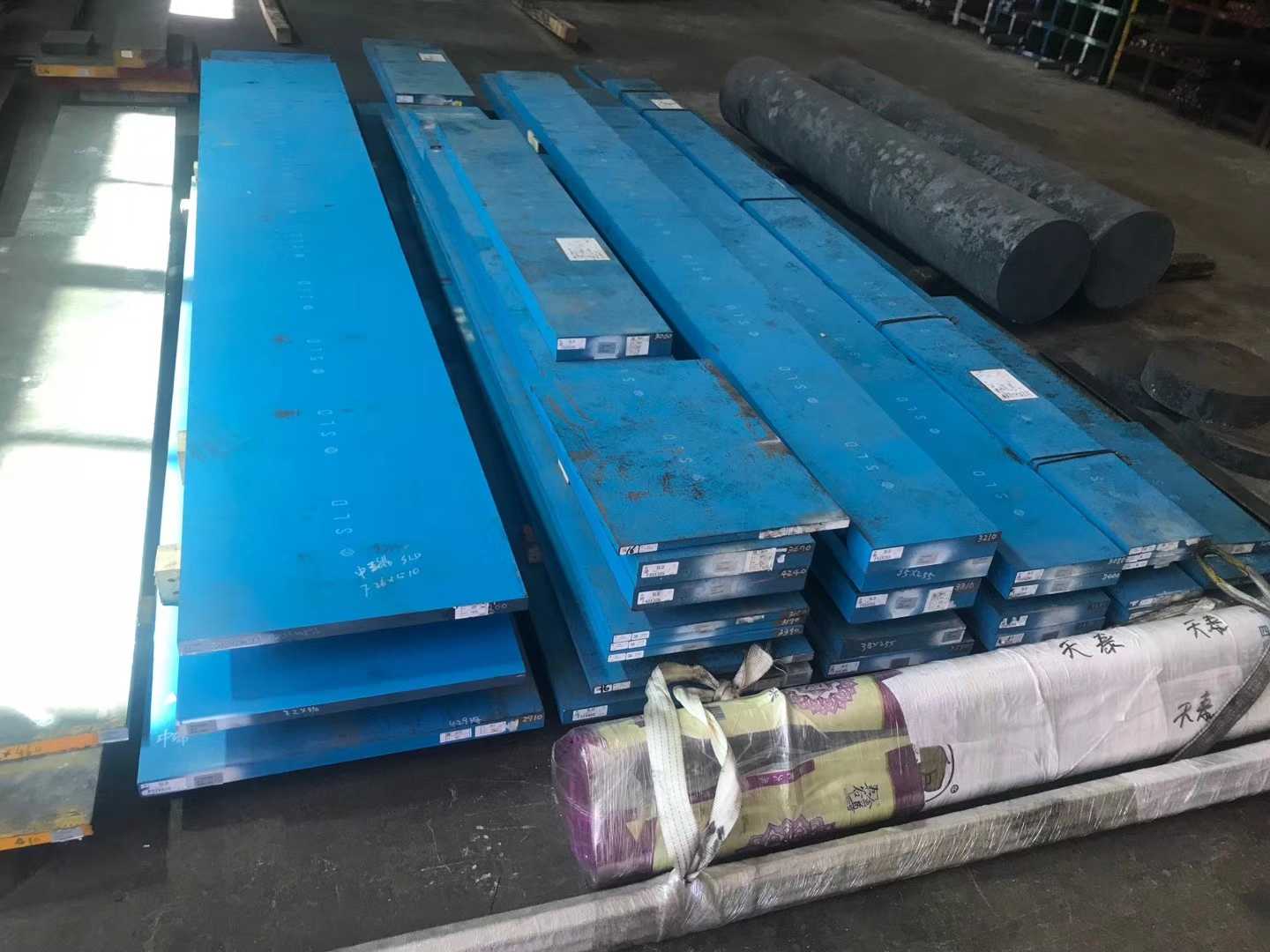 tr25材料，sks81是什么材料