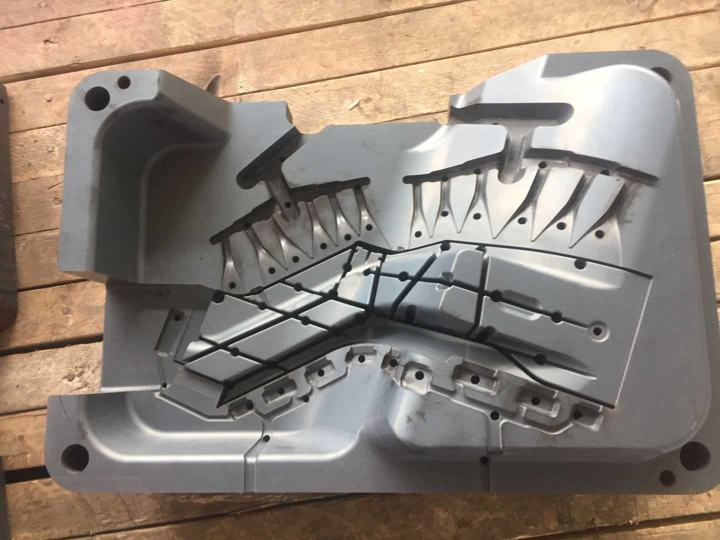 溫鍛模具用什么材質(zhì)