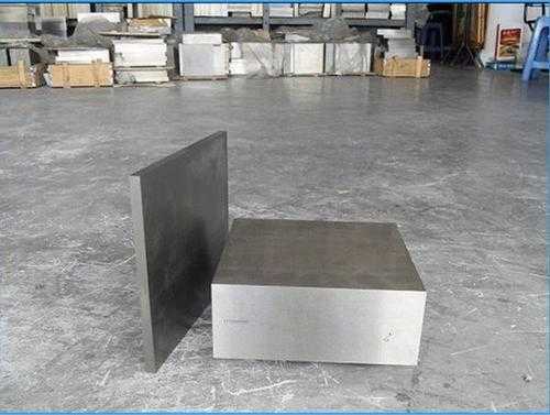 聚砜材料注塑模具控制多少度